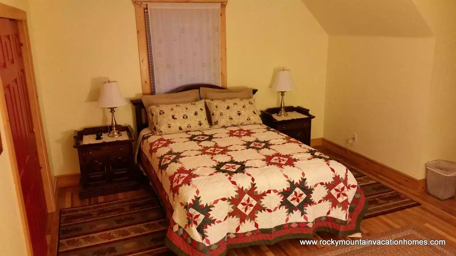 Owl Bedroom - We have added blackout curtains.