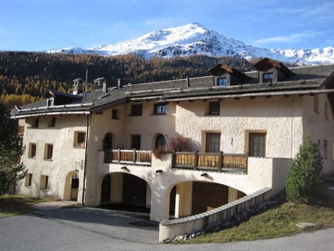 Chasa Veglia, (Tschierv).