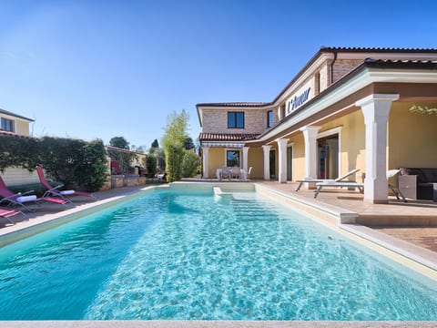 Villa Aldo with private pool by Wiibuk