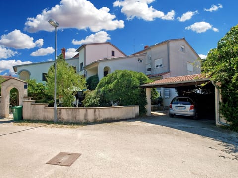 House 1946
