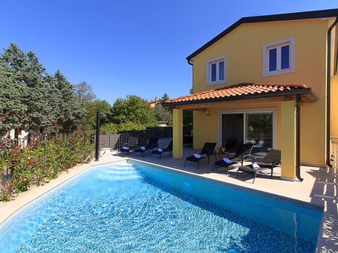 Villa Mugeba II