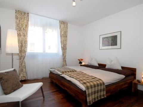 Am Sportweg 10 Appartement/Fewo, Dusche oder Bad, WC 5½-Zimmerwohnung