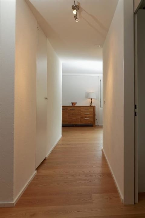 Friedberg 18 Appartement/Fewo, Dusche oder Bad, WC 3½-Zimmerwohnung