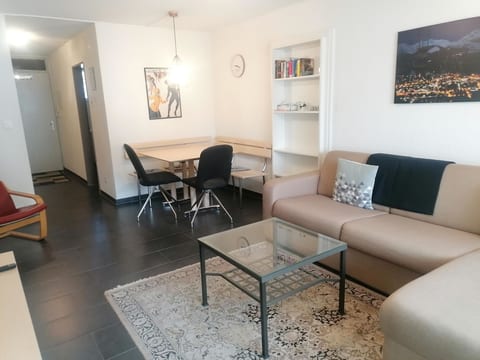 Talstrasse 22 App 26 Appartement/Fewo, Dusche oder Bad, WC 2½-Zimmerwohnung