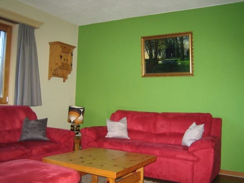 In dä Ronä 3-Zi Appartement/Fewo, Dusche oder Bad, WC 3½-Zimmerwohnung