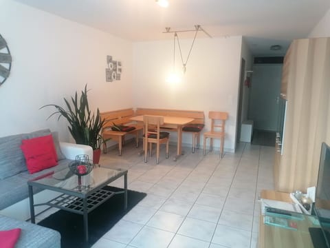 Talstrasse 22 App 34 Appartement/Fewo, Dusche oder Bad, WC 2½-Zimmerwohnung