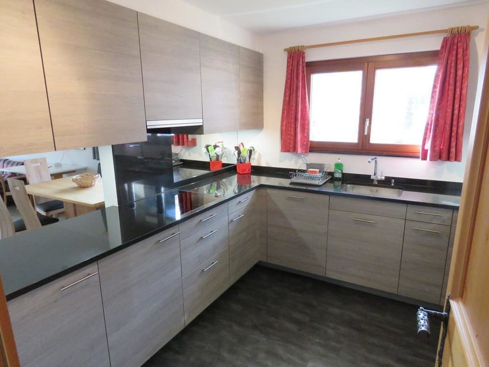 Isola 404 Appartement/Fewo, Dusche oder Bad, WC 3½-Zimmerwohnung - Davos