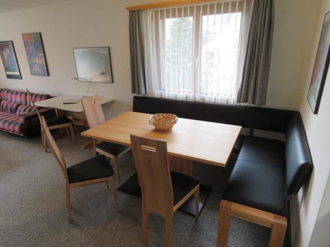 Isola 404 Appartement/Fewo, Dusche oder Bad, WC 3½-Zimmerwohnung