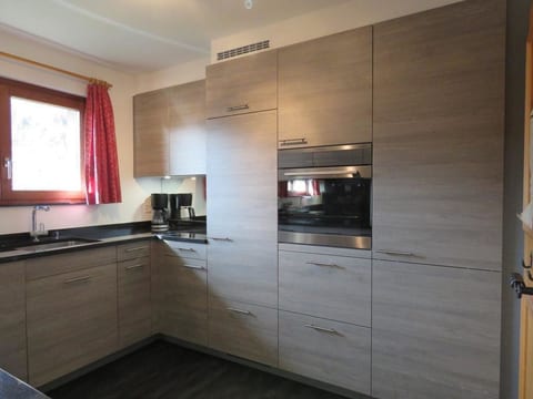 Isola 404 Appartement/Fewo, Dusche oder Bad, WC 3½-Zimmerwohnung