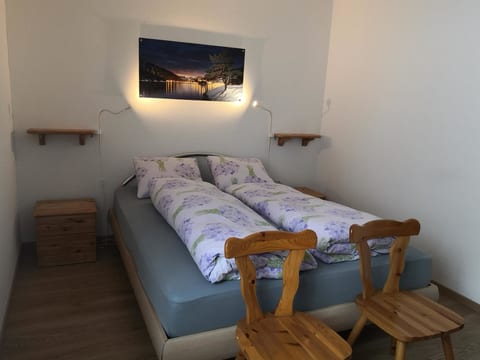 Talstrasse 57B Nr 1 Appartement/Fewo, Dusche oder Bad, WC 2 1/2 -Zimmerwohnung