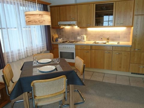 Monbielerstrasse 210 Appartement/Fewo, Dusche oder Bad, WC 2½-Zimmerwohnung