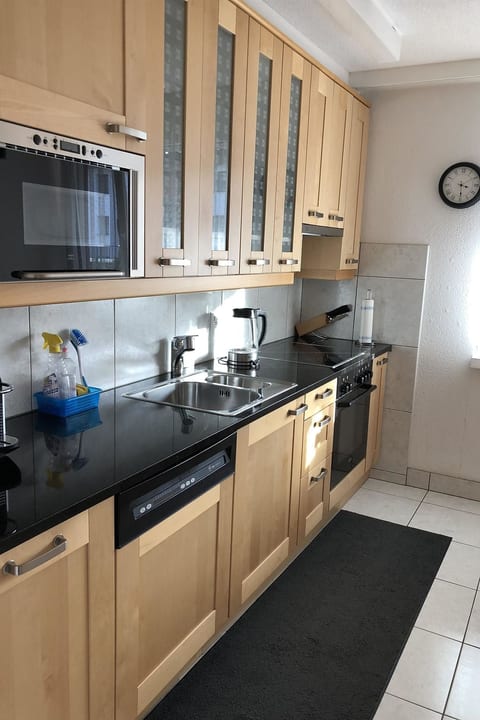 Talstrasse 22 App 13 Appartement/Fewo, Dusche oder Bad, WC 3½-Zimmerwohnung