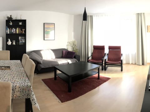 Talstrasse 22 App 13 Appartement/Fewo, Dusche oder Bad, WC 3½-Zimmerwohnung
