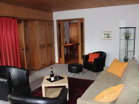 Promenade 141 Appartement/Fewo, Dusche oder Bad, WC 2½-Zimmerwohnung