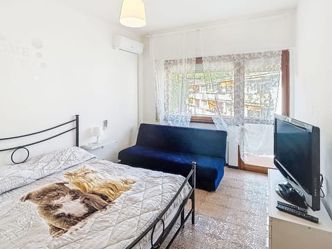 Riviera Mini House