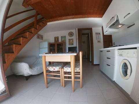Charmante Wohnung in Rosolina Mare mit Privatpar