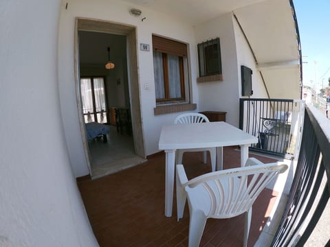 Dreizimmerwohnung Tata 98 50 m vom Meer entfernt