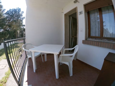 Dreizimmerwohnung Tata 98 50 m vom Meer entfernt