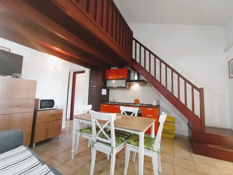 Neu Valmar Drei-Zimmer-Wohnung 34-35