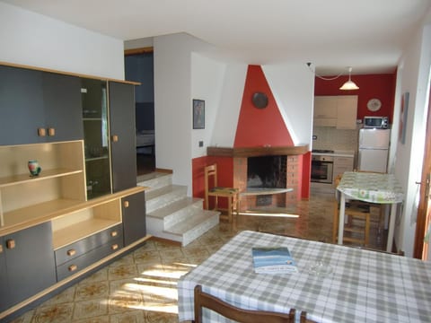 WOHNUNG IM ERDGESCHOSS MIT POSITION IM ÜBERBLICK