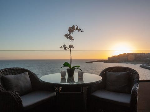 Luxus, Eleganz und Sonnenuntergänge am Strand
