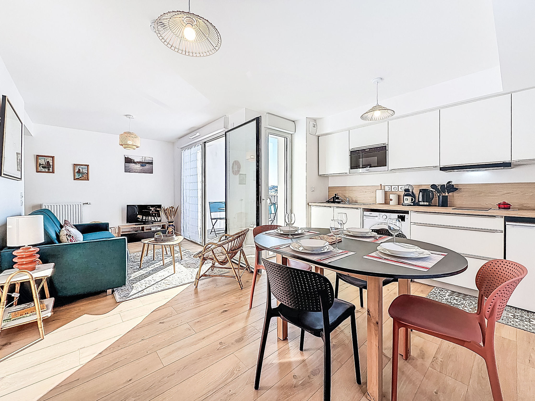 Kitchen / Dining Room
