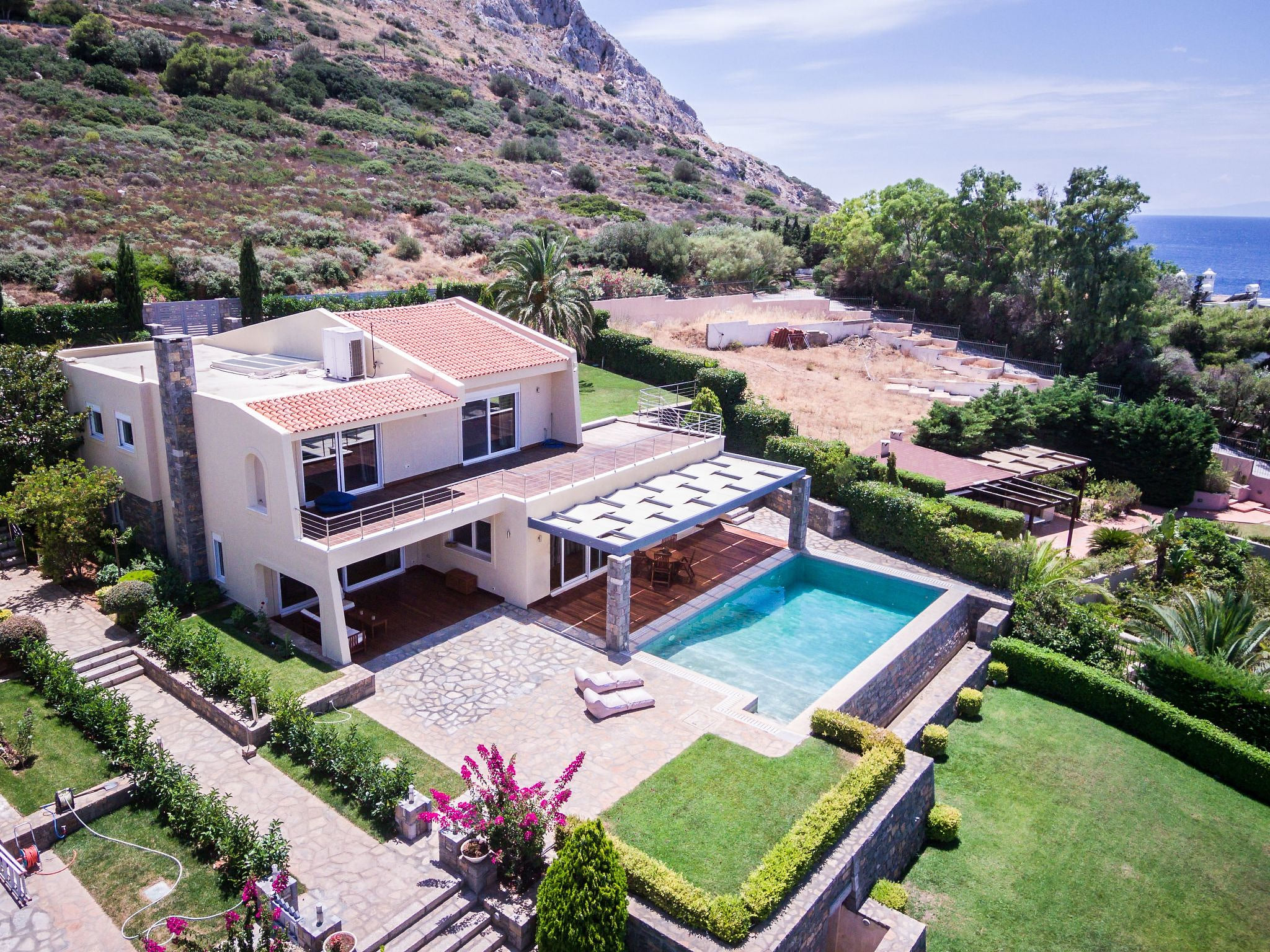 Analisa Luxus-Villa