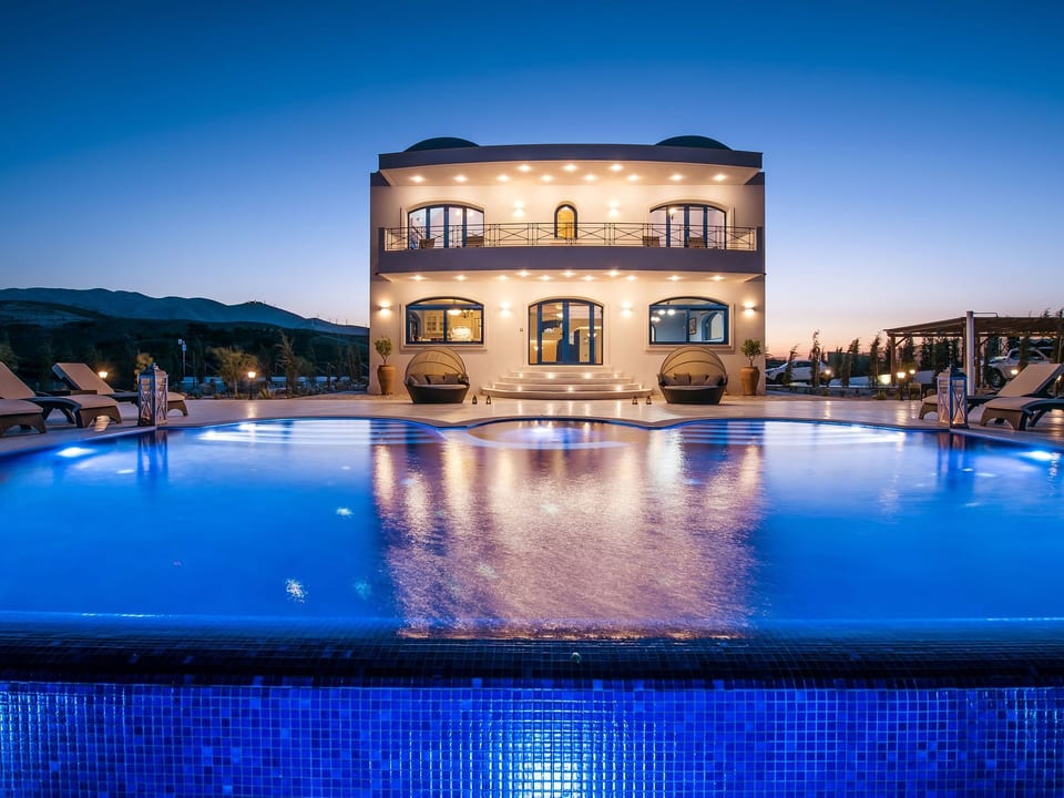 VILLA SANTORINI, WEIN DUNKLES MEER VILLEN - Agia Pelagia