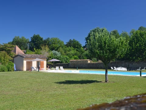 Altehrwürdiges Landhaus mit Pool in Aquitanien für 12 Personen