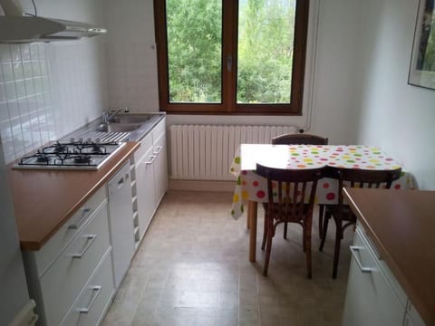mit Gemeinschaftspool im Diois