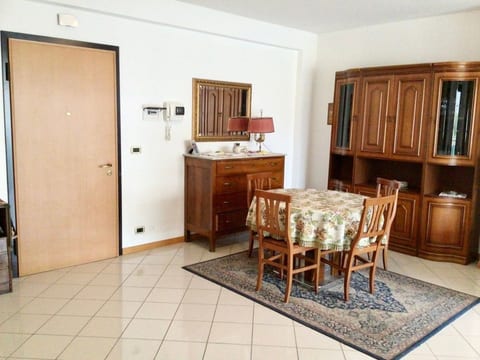 Appartement in Alba Adriatica mit Terrasse