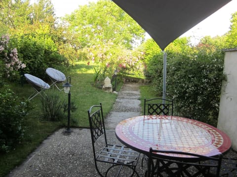 Haus "l'Ecurie" mit Terrasse und Garten