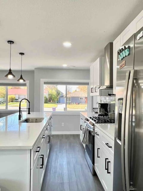 Beautiful, Bright, airy, large windows kitchen