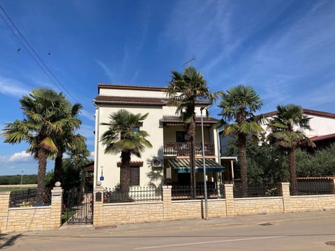 Funtana Apartments AP 5, nur 500 Meter zum Zentrum