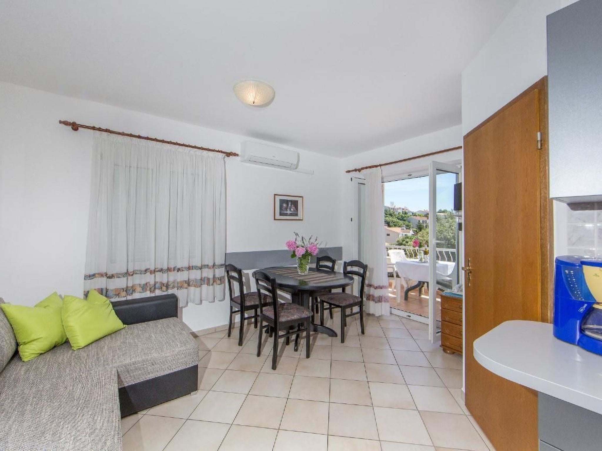 Apartment in Pjescana Uvala mit Gemeinschaftspoo