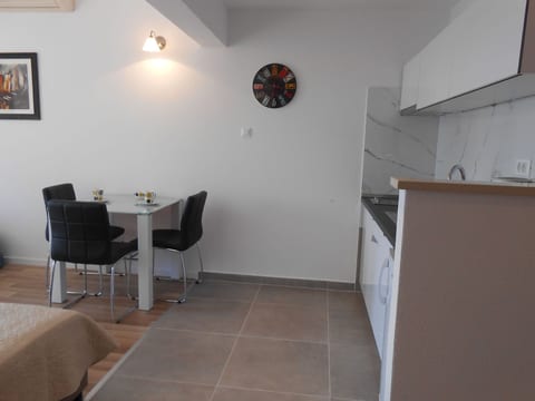 Studio apartment Nina