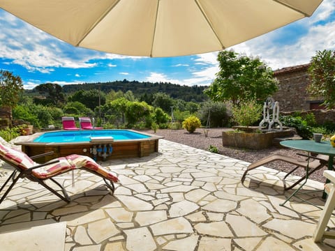 Charmantes Natursteinhaus mit Pool