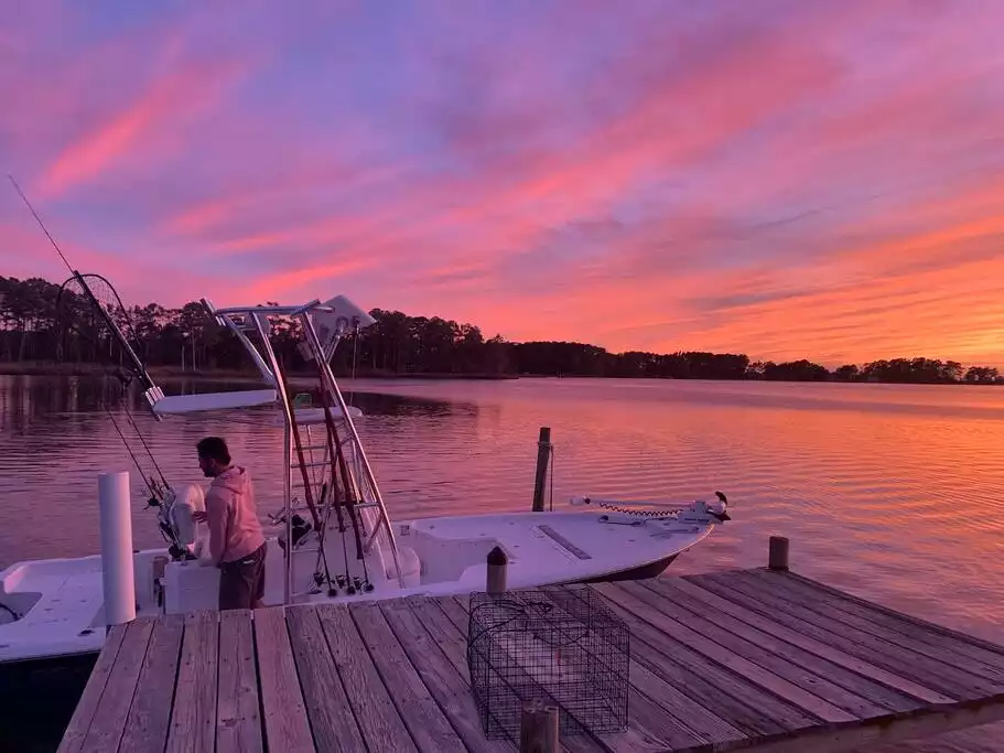 Bring your own boat or rent one nearby to explore the waterways of the Northern Neck with easy access from our private dock. Bring your own boat or rent one nearby to explore the waterways of the Northern Neck with easy access from our private dock. - Oyster Creek Retreat - White Stone