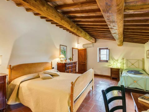 Antico Borgo S Lorenzo Cipresso