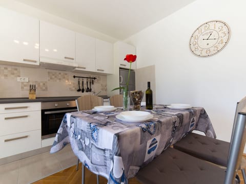 Apartment Raspolic no.2