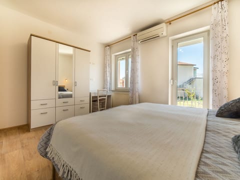 Apartment Raspolic no.2