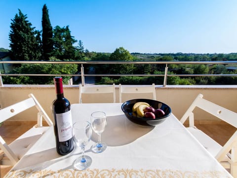 Wohnung in Monterol mit Terrasse und Garten