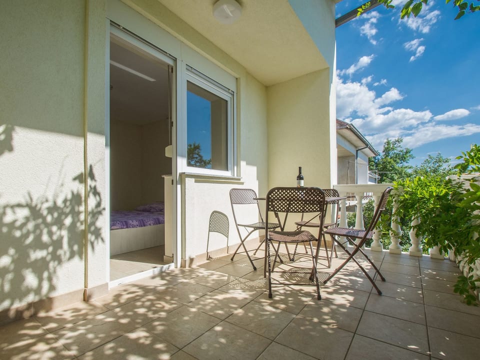 Appartamento con balcone - Crikvenica
