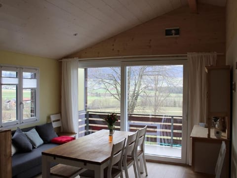 Chalet - Le Champ des Perches, (Berlincourt)