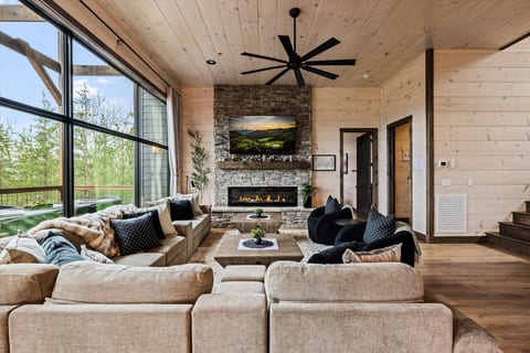 Wild Briar Summit