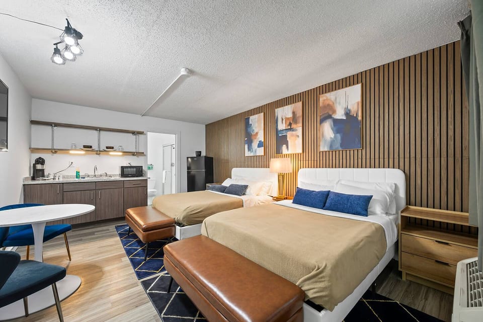 Central Studio w/ 2 Beds Near Broadway & BNA - Nashville