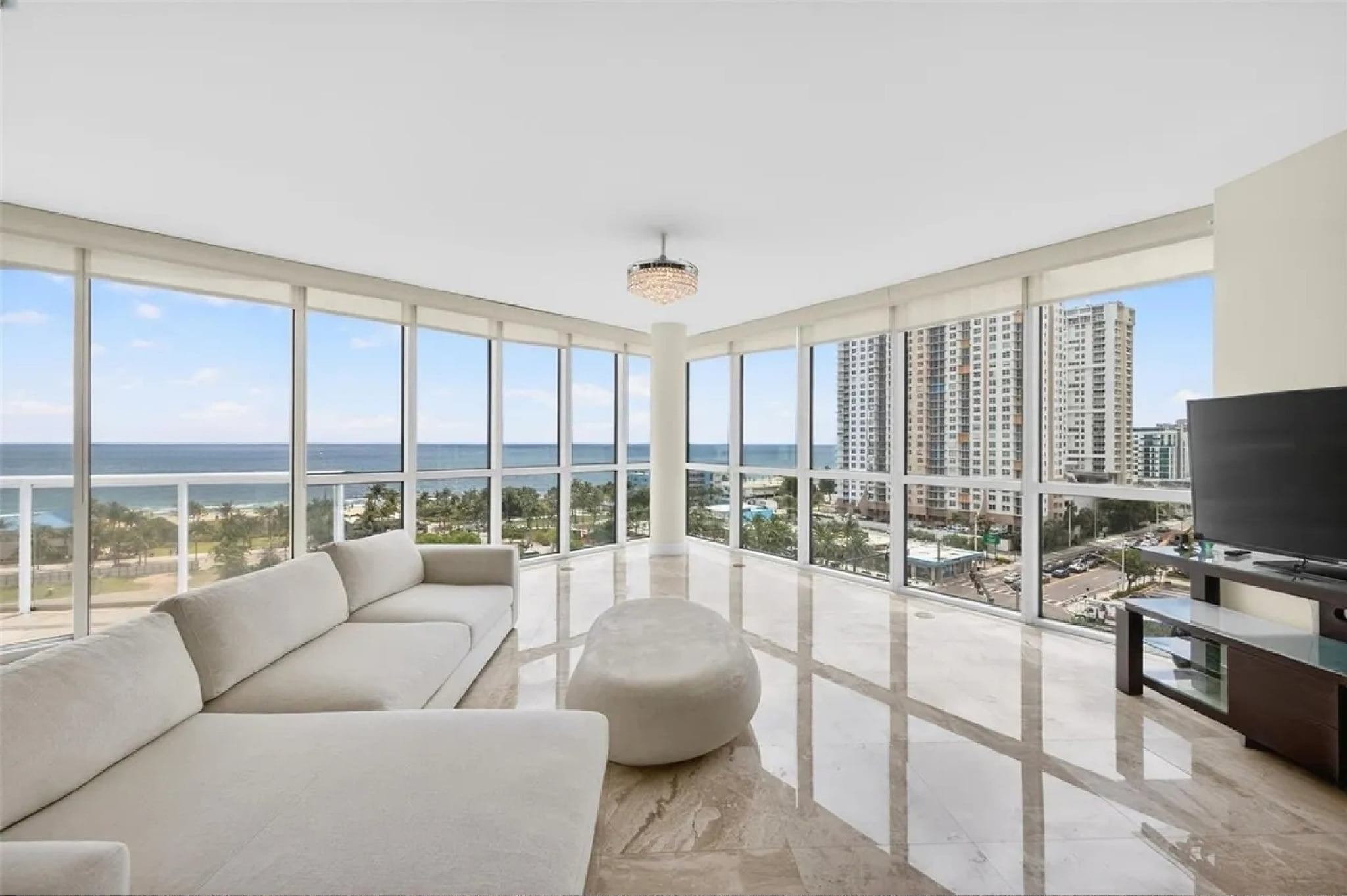 Oceanview 3BR Luxury Condo