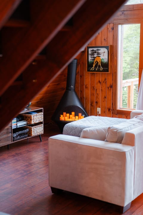 McArthur Ridge A-Frame | Near Hocking Hills