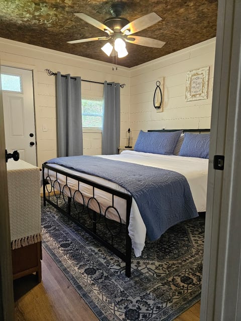 Enon Cabin
