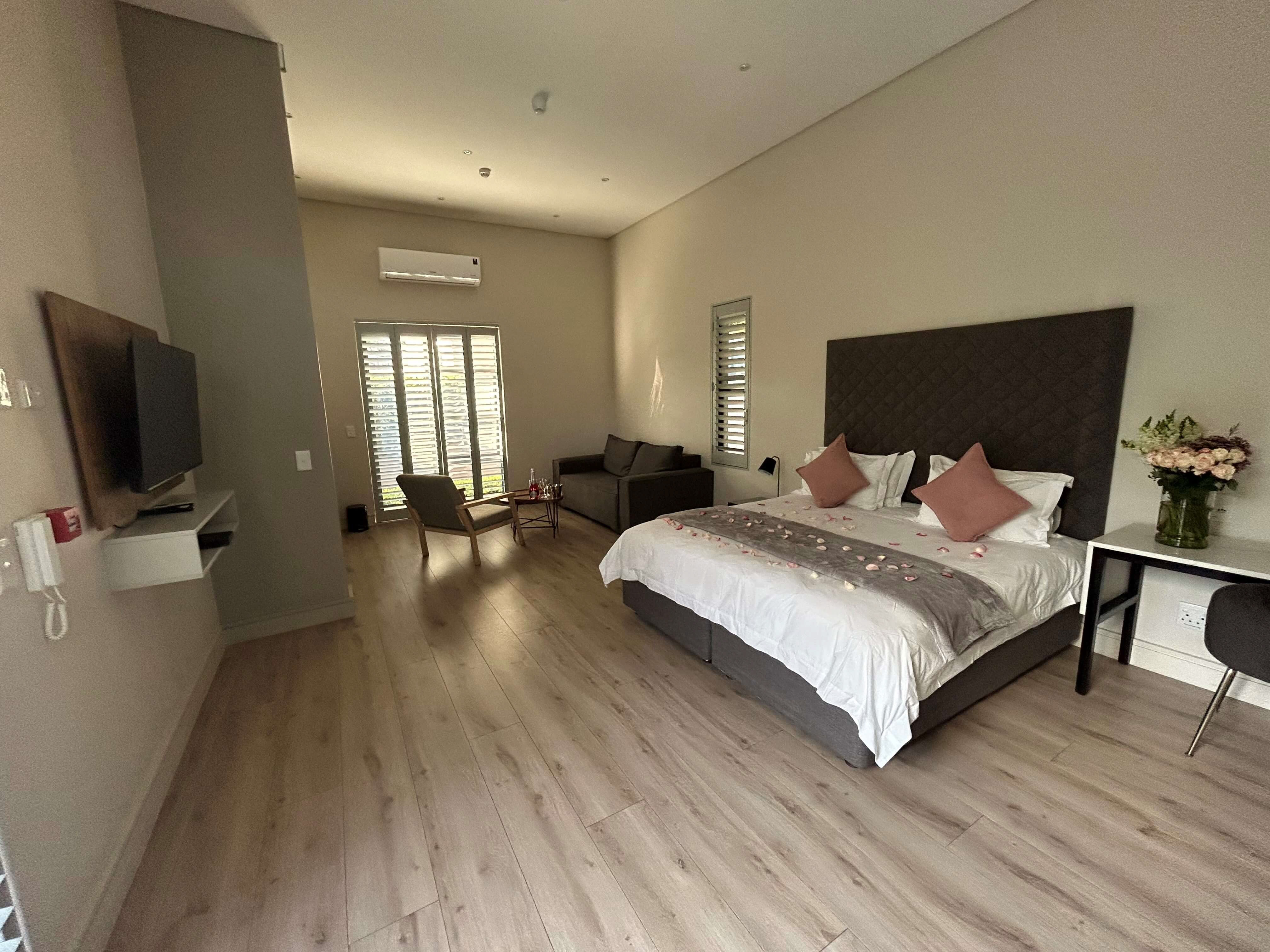 Deluxe Family Suite